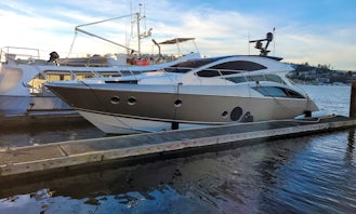 Marquis 50ft SC Luxury Motor Yacht for you in Seattle!
