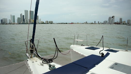 Catamaran à voile de luxe à Carthagène pour les fêtes/événements ! NOUVEAU : CROISIÈRES AU COUCHER DU SOLEIL !