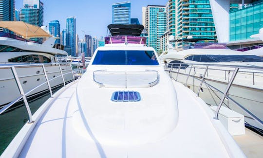 Luxurious 75ft Yacht for best cruise in Dubai