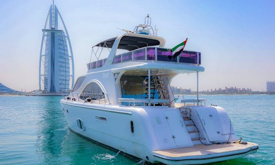 Luxurious 75ft Yacht for best cruise in Dubai