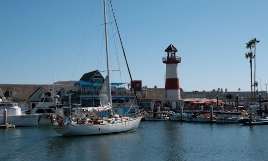 Velero Explorer 45' Bluewater para alquilar en Oceanside, California