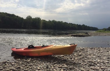 Perception Sunrise 10ft Kayak for Rent in Philadelphia
