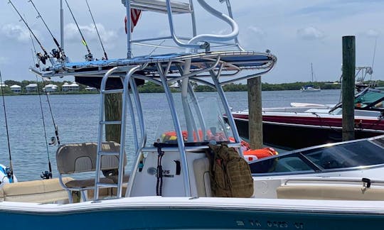 Sea Fox 226 Commader 23ft Center Console with Tower for Fishing and More in SW Florida!!