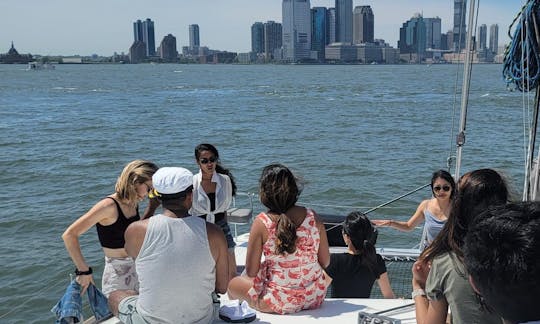 Enjoy Spacious Sailing with our Large Catamaran on the Beautiful Hudson River!