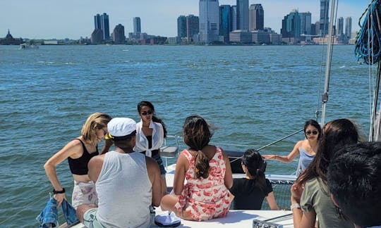 Enjoy Spacious Sailing on Lagoon 450 Catamaran on the Beautiful Hudson River!