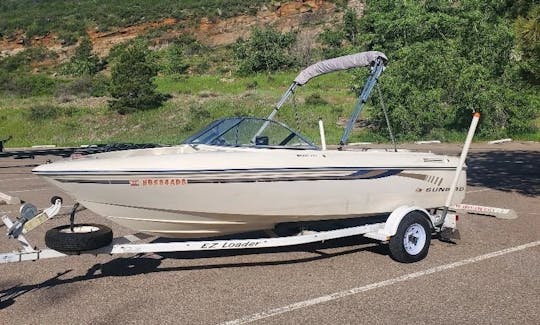 Bateau de ski Regal de 16 pieds à Fort Collins avec sports nautiques