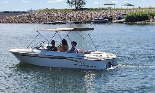 Bateau de ski Regal de 16 pieds à Fort Collins avec sports nautiques