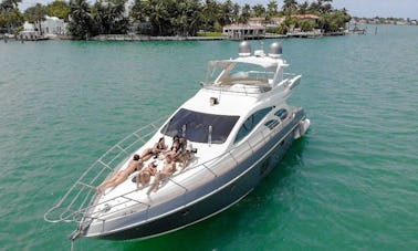 This elegant AZIMUT 55 is the perfect choice for your celebration