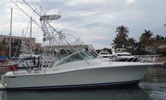 Lovely Luhrs 36 for Comfortable Vacation in Puerto Vallarta!