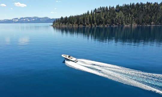 Chris Craft Launch 25ft Private Boat Tours on Lake Tahoe