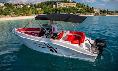 Barco de cubierta Marinello Elena 650 para alquilar en Croacia