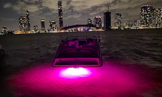 19ft Yamaha Bowrider Jet Boat Rental in Miami Beach