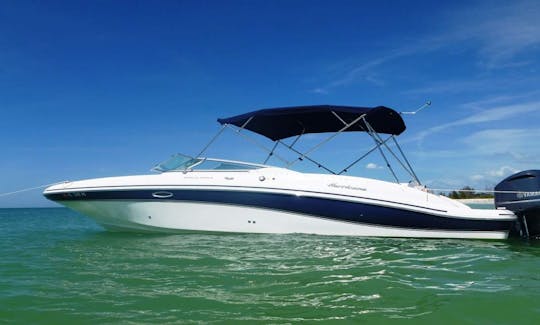 ¡Precioso huracán de 25 pies completamente cargado!