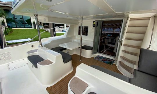 Luxury 42' Catamaran Yacht - Boca Raton