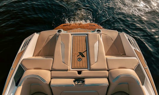 The Floridas Custom Watersports Charter - Super Air Nautique G23 Wakeboat