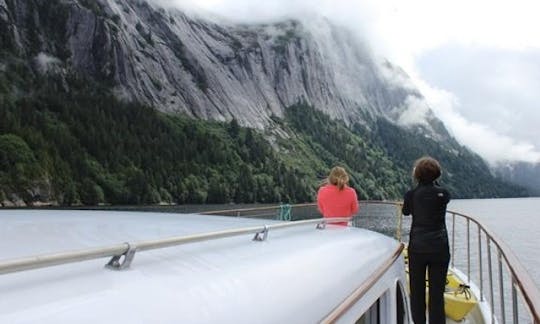 Location de yacht à moteur de luxe Longhorn de 67 pieds à Ketchikan, en Alaska