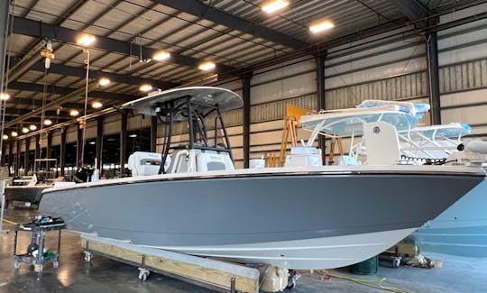 27’ Pathfinder Center Console