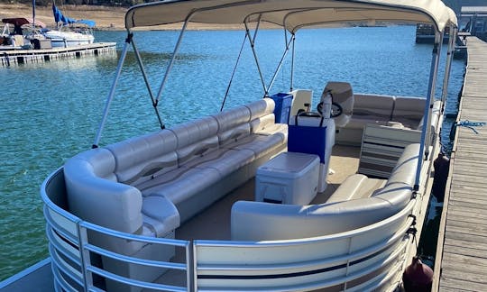 The Royal- New seats, layout, stereo, vinyl floor, and double bimini for 2022!