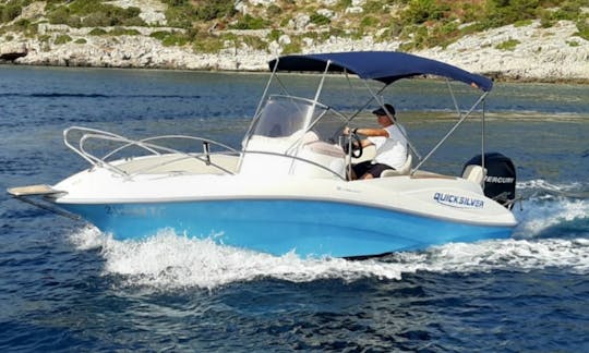 Quicksilver 555 Commander Deck Boat Rental in Rogoznica, Croatia