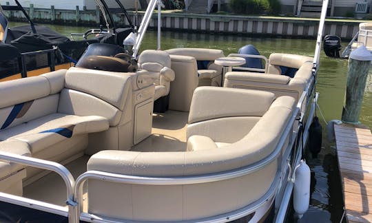 23' Pontoon Tours and Charters! Daytime or Sunset Trips in Ocean City
