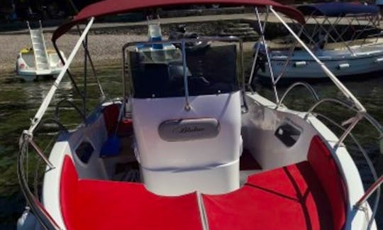 Bluline 21 Open Deck Boat Rental in Fažana, Croatia