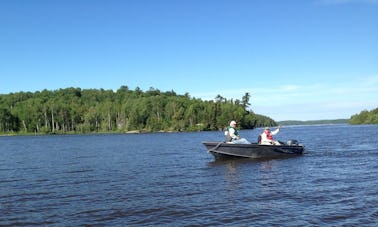 Pesca e caça no Maynard Lake Lodge em Ontário, Canadá