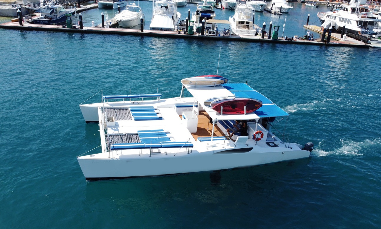 power catamaran for rent