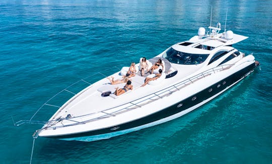 Luxury 75ft Sunseeker Predator - Yacht Charter in Hawaii