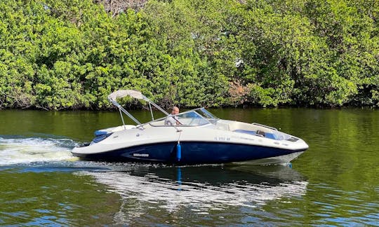 Sea-Doo Challenger 230SE 430 hp for rent in Hollywood, Florida!