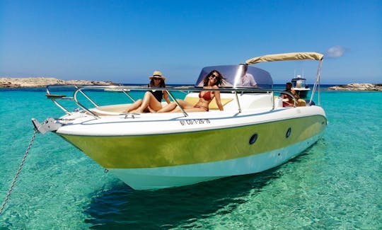 Cuddy Cabin Motor Yacht Key Largo 30 in Spain!! AVE FENIX