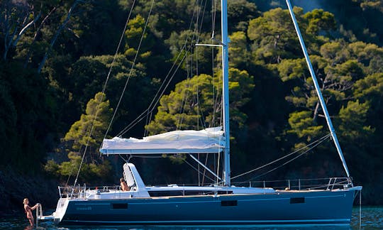 Charter 48' Oceanis Cruising Monohull in Split, Croatia