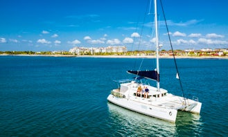 Catamaran Sailing Tours, Sunset Cruises & Yacht Charters in Buenaventura / Rio Hato / Panama