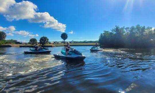 Explore Cape Coral on our New Seadoo Jet Skis with No Boundaries