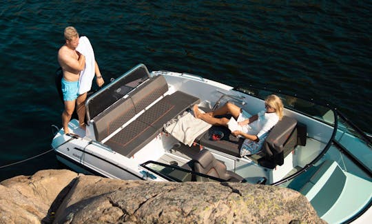 Norkapp Avant 705 Luxury Boat to Discover Paros by sea, Greece
