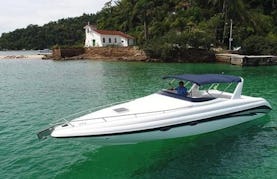 Runner 33' Exclusive Powerboat for Daily Charter!
