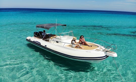 Capelli Tempest 900 RIB à Eivissa, Espagne