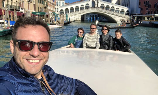 Private & Personalised Boat Tour with Tour Guide + Boat Driver in Venezia, Veneto