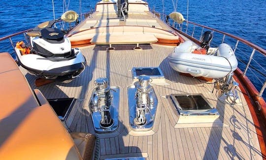5 Cabins Super Lux Mega Yacht for Charter in Muğla, Turkey