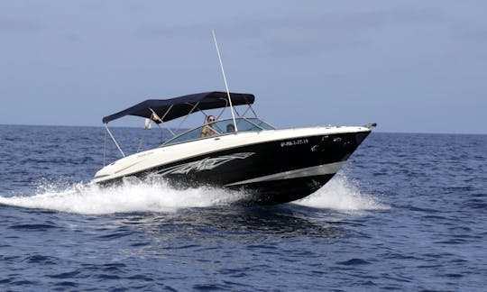 Lancha motora Monterey 264 FS espaciosa y ágil en Cala d'Or, Illes Balears