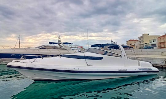 Magna Motomarine Luxury Motor Yacht Rental in Chania, Kolymbari