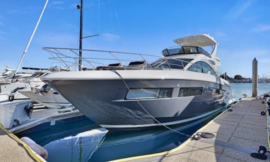 64 Cruisers Flybridge Yacht New Super Luxury