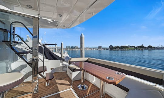 64 Cruisers Flybridge Yacht New Super Luxury