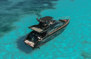 Amazing 60 feet Azimut fly bridge yacht in Cancún,up to 20 guests Free  Waverunner seadoo included