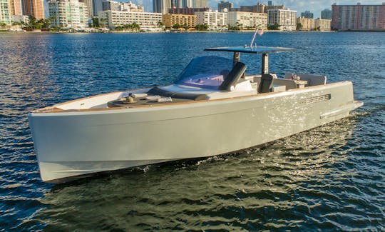 Charter this amazing 40' Fjord Yacht in Miami