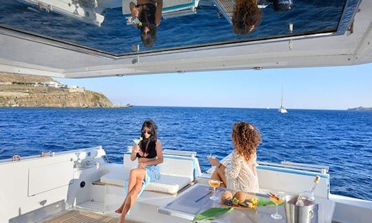 Ferretti 52 Yacht Charter in Ornos, Mykonos