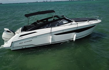 30ft Hussar Voyager 850 new 2021 for Rent in Miami, Florida