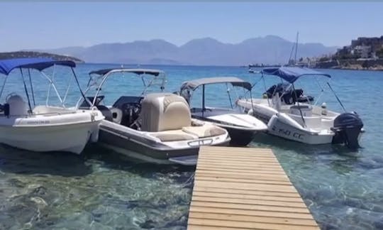 20' Malibu Power Yacht for rent in Agios Nikolaos