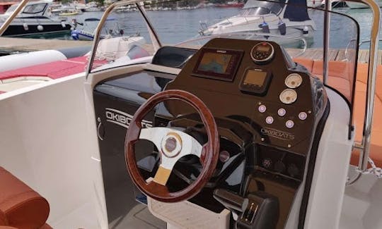 Réservez le Barracuda 686 WA équipé d'un Mercury SeaPro de 200 CV à Kotor, au Monténégro