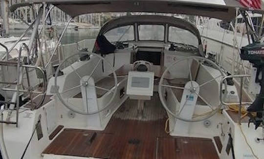 Barco à vela Bavaria Cruiser 41 totalmente equipado