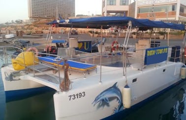 Luxury Power Catamaran for 14 +BBQ + Tubing in Tel Aviv-Yafo, Israel